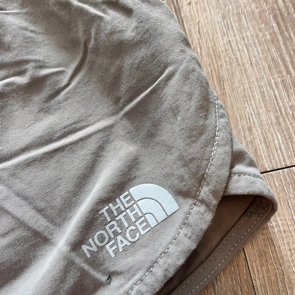 The North Face Women's Gray Shorts - Image 2