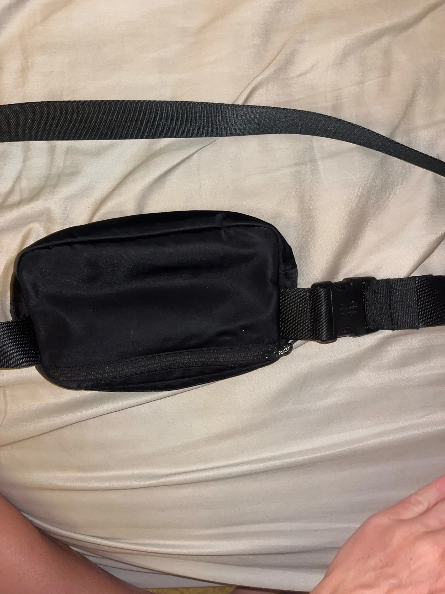 Lulu crossover bag  - Image 3