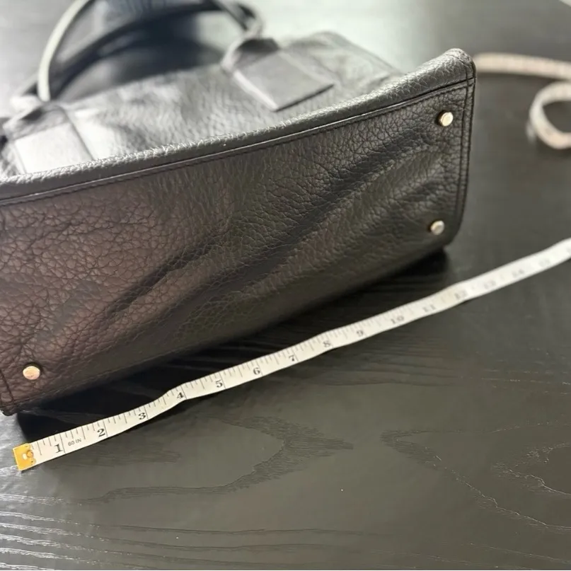 Kate Spade Southport Avenue Cameron Tote Has 14 Karat Gold Plated Hardware - Image 12