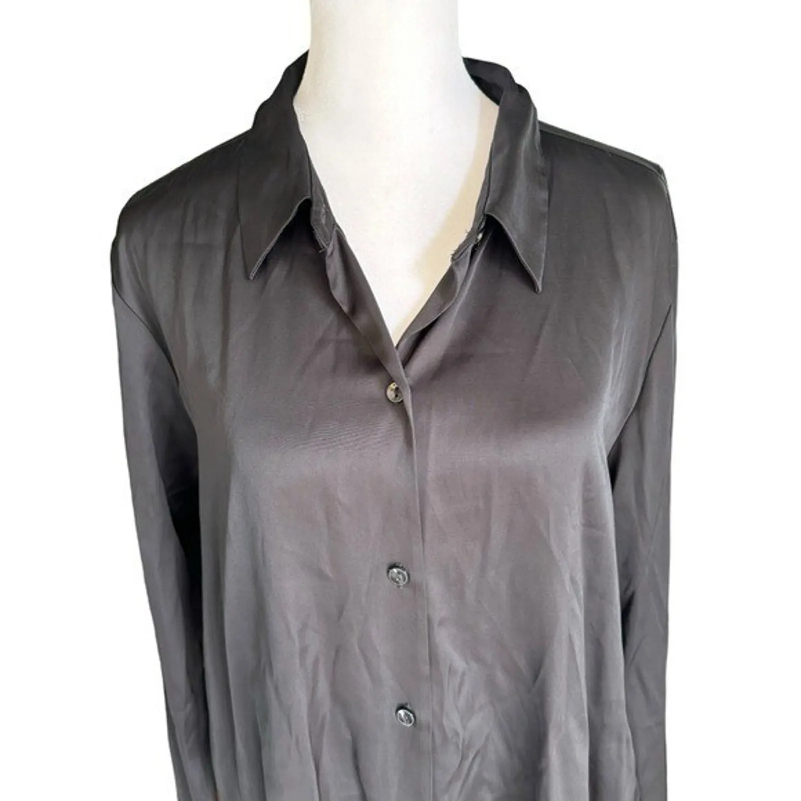 Abercrombie - Long-Sleeve Satin Button-Up Shirt Sz M - Image 6