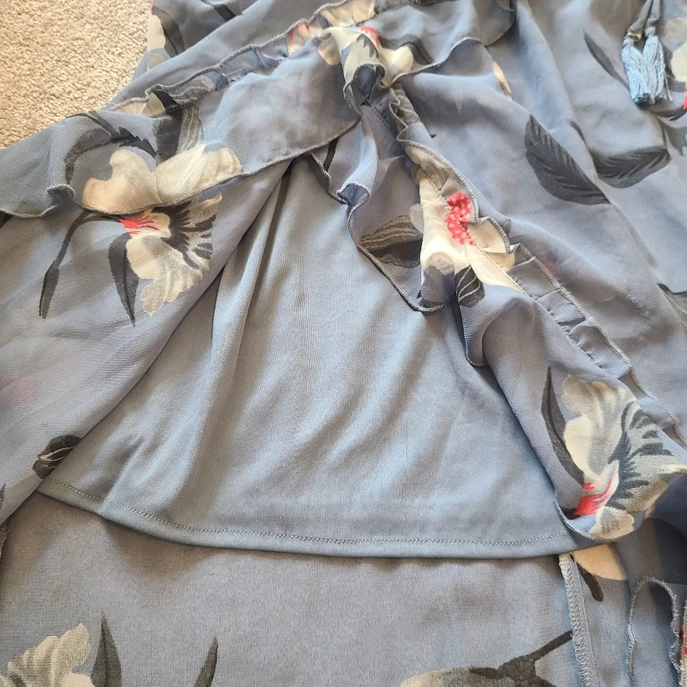 Hint of Blush Long Maxi Flutter Dress Size Large Magnolia Floral Blue High Low - Image 14