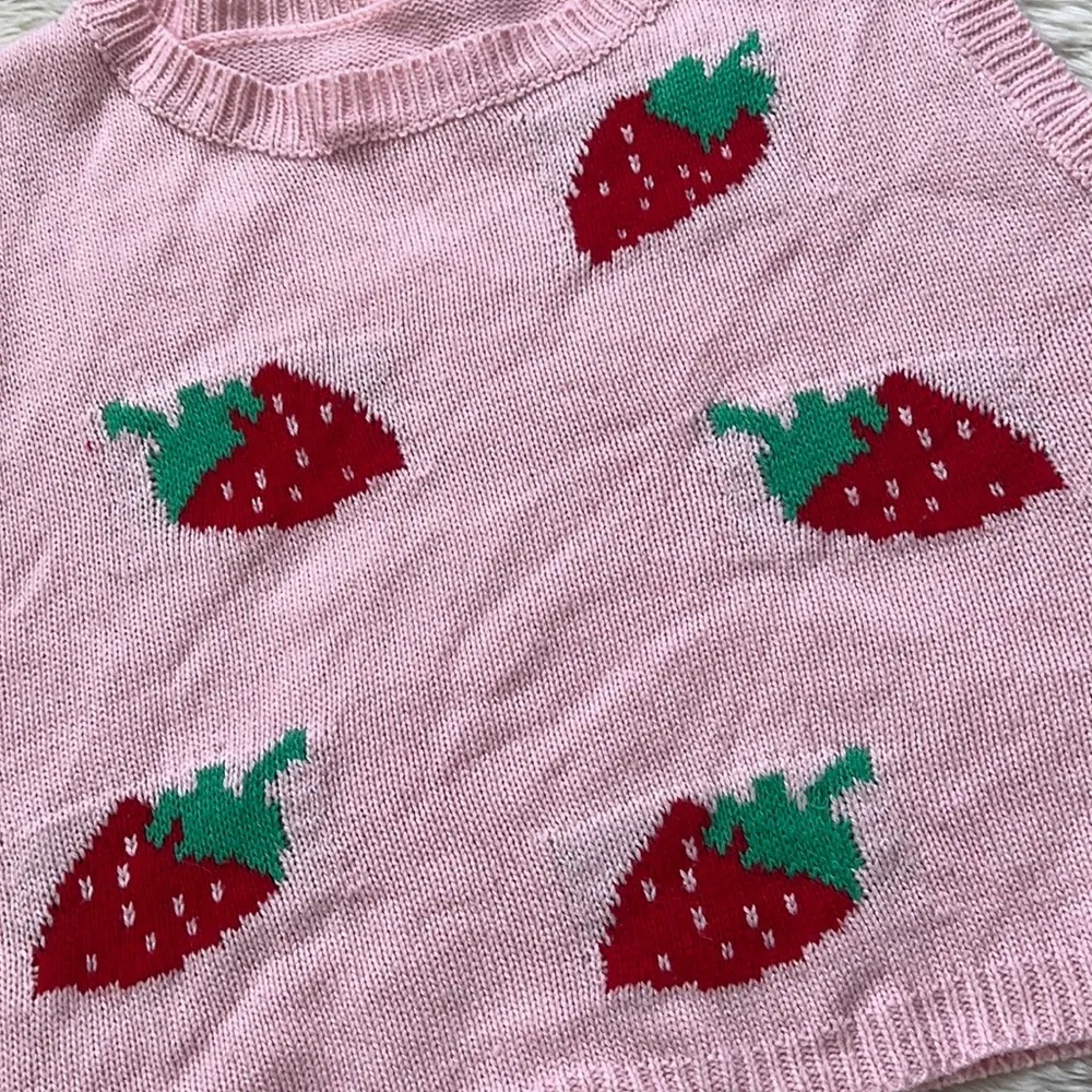 Strawberry Sweater Vest Pink Size L - Image 6