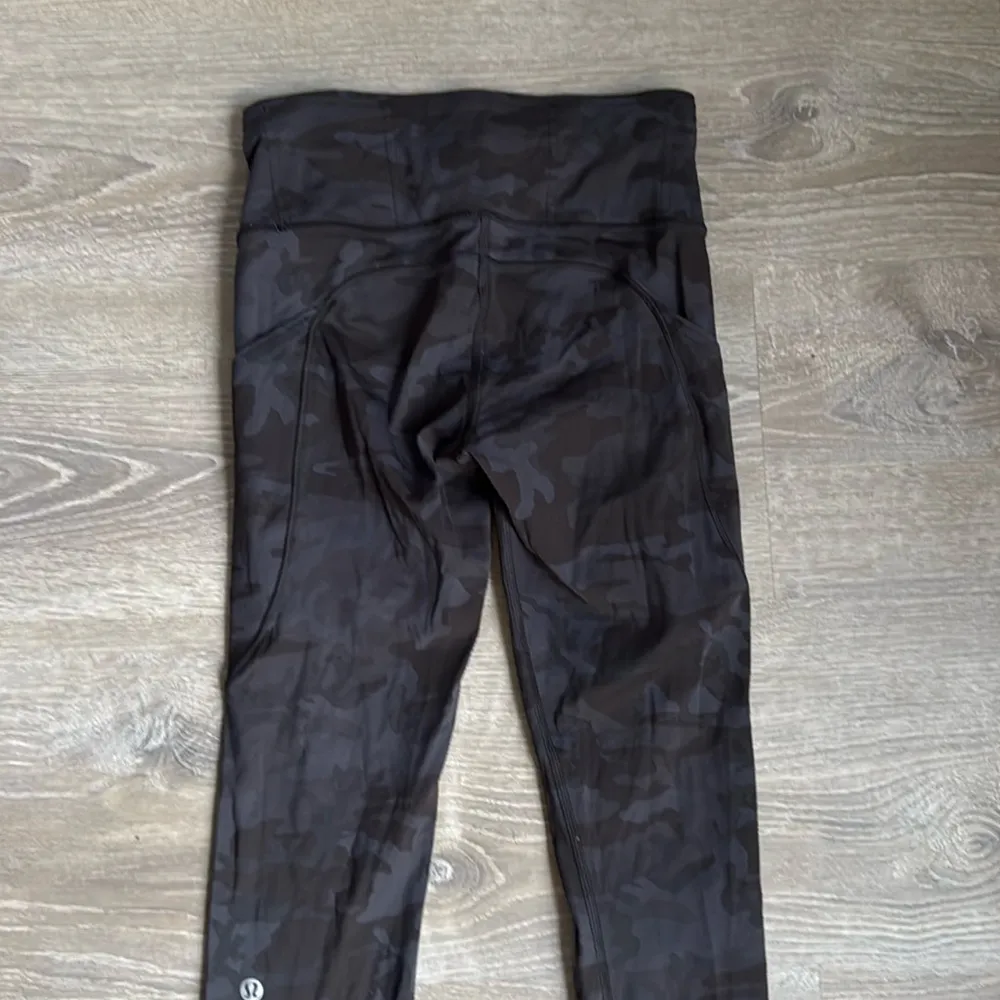 Lululemon Fast and Free Tight II 25" *Non-Reflective Nulux
Heritage 365 Camo - Image 4