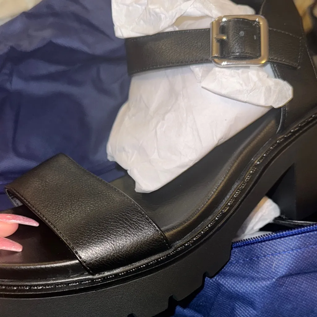 New Black Chunky Heel Sandals MIA  
Jobelle‎ Sandal - Image 6