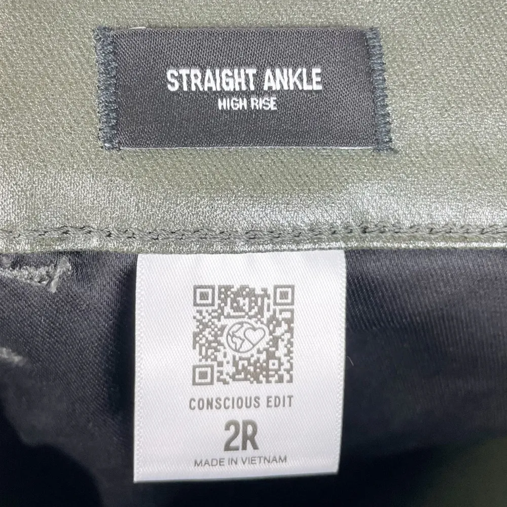 NEW Express Straight Ankle High Rise Faux Leather Pants Olive Green Size 2 - Image 7