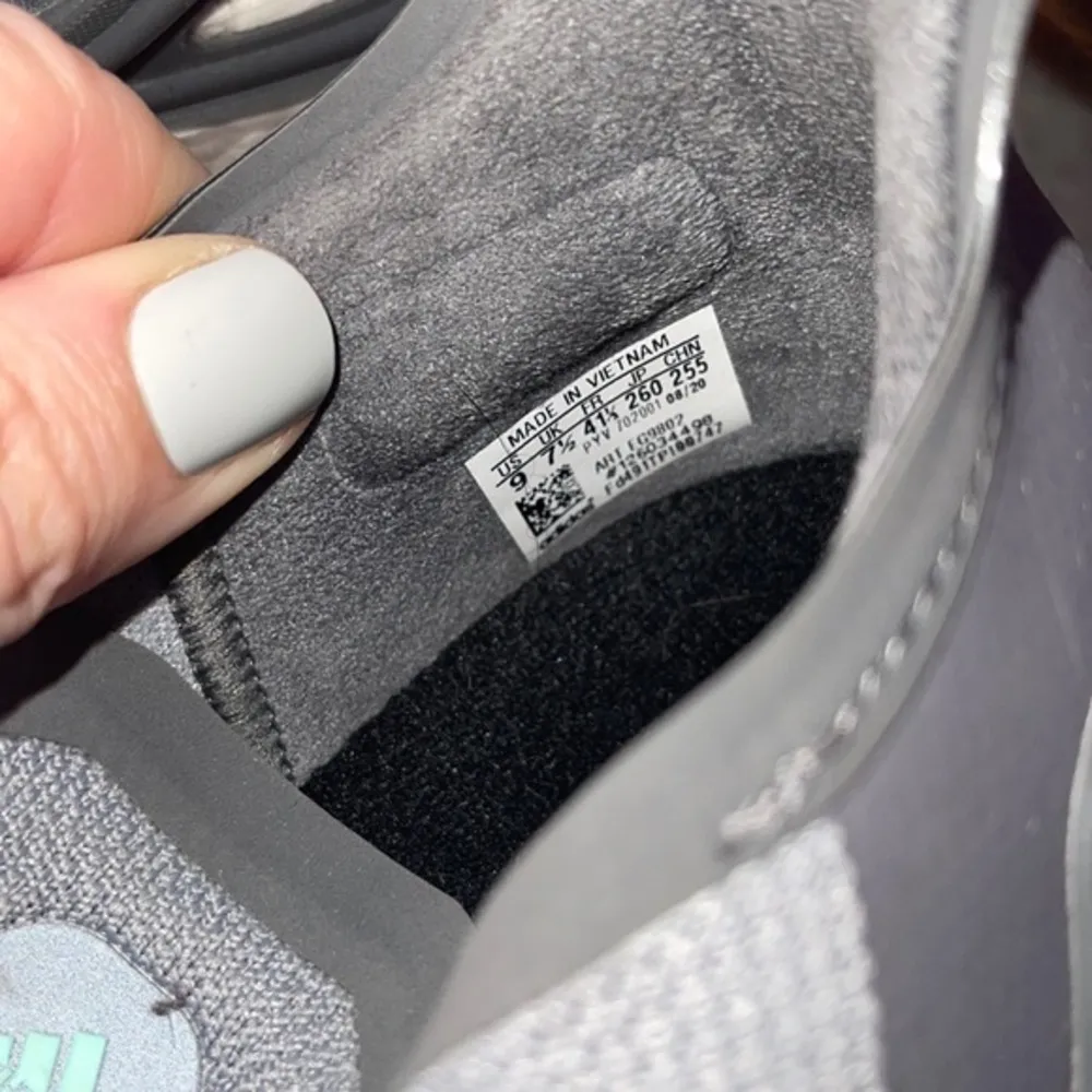 - Size 9 Women's adidas Ultraboost Winter RDY Running Sneakers EG9802 Grey… - Image 3