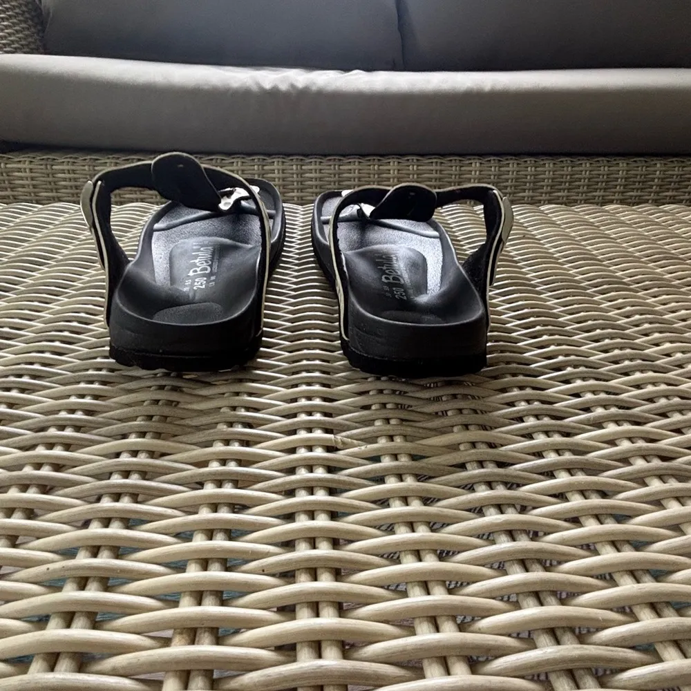 Betula by Birkenstock Gizeh Style‎ Sandals - Image 3