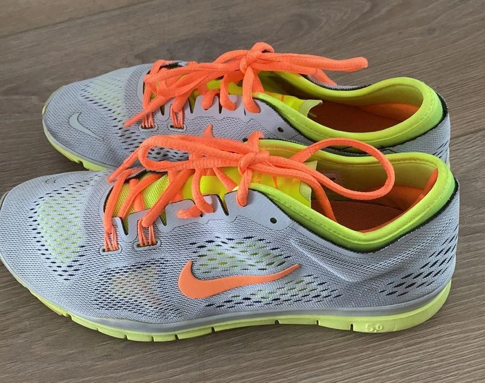 Nike Womens Free 5.0 TR Fit 4  Gray Running Shoes Sneakers. Excellent condition - Image 5