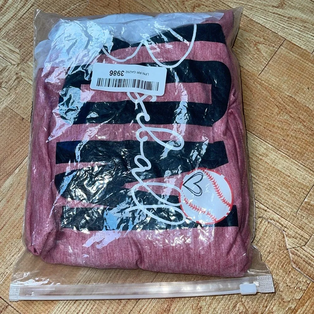 NWT Baseball mom shirt pink XXL - Image 11