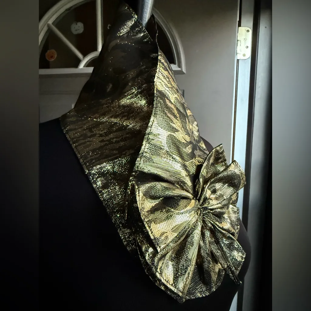 80/90s gold leopard print lamé neck hair wrap with Velcro - Image 3