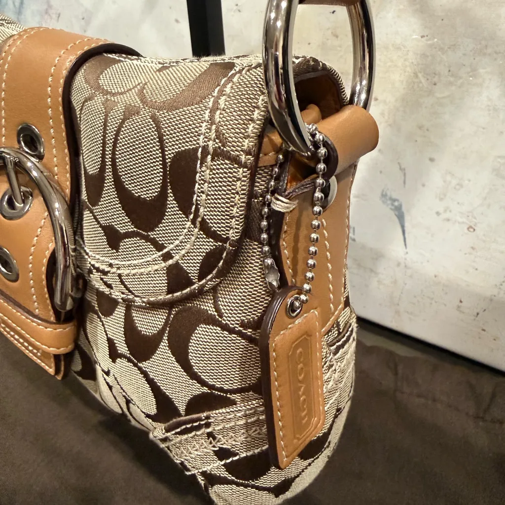 Vintage Coach Soho Signature Flap Shoulder Bag 10602 Rare 2006 NWT Khaki Camel - Image 5