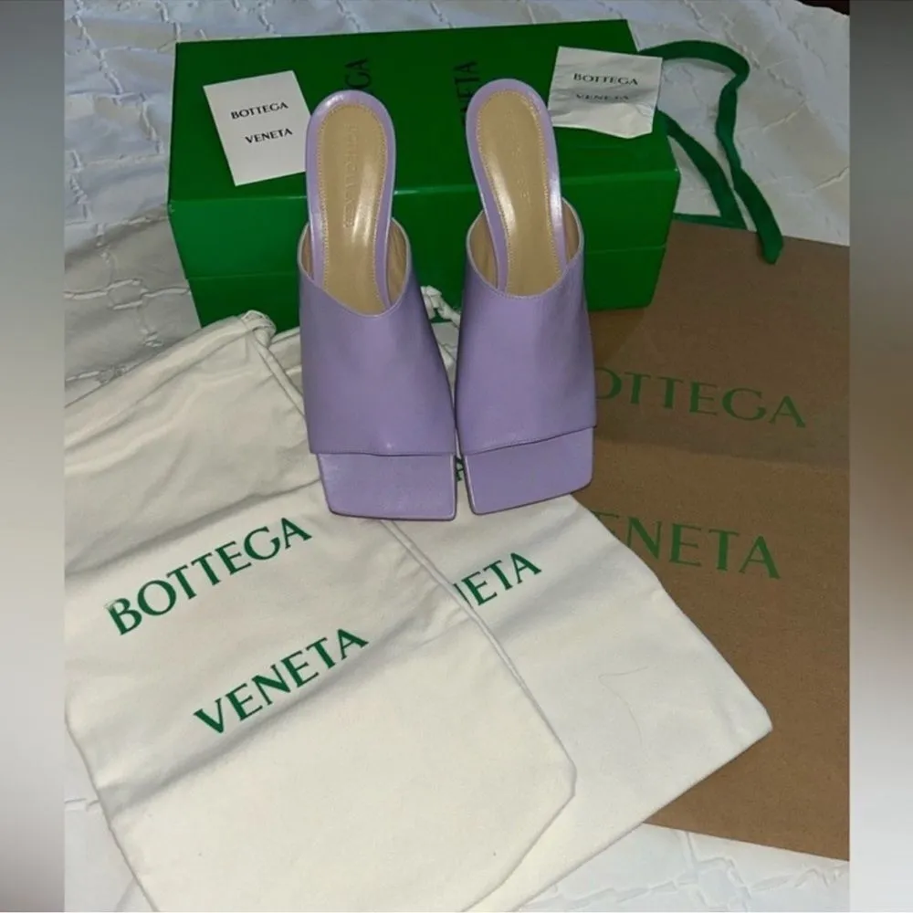 Authentic Bottega Veneta Purple Leather Slip-on 
Mule(Size 38.5) - Image 3