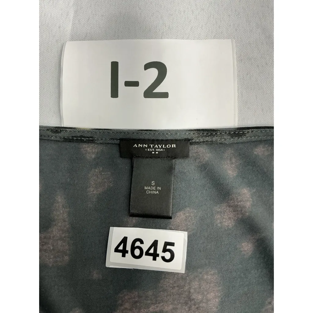 Womans Ann Taylor Midi Wrap Dress Small Scoop Neck Multi Camo Print 3/4 Sleeve - Image 3