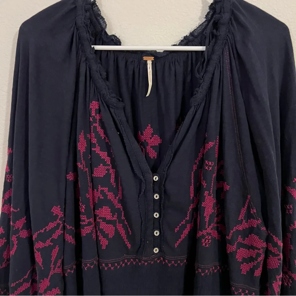 Free People Persuasion Top Embroidered Mesh Button Pullover oversized - Image 4