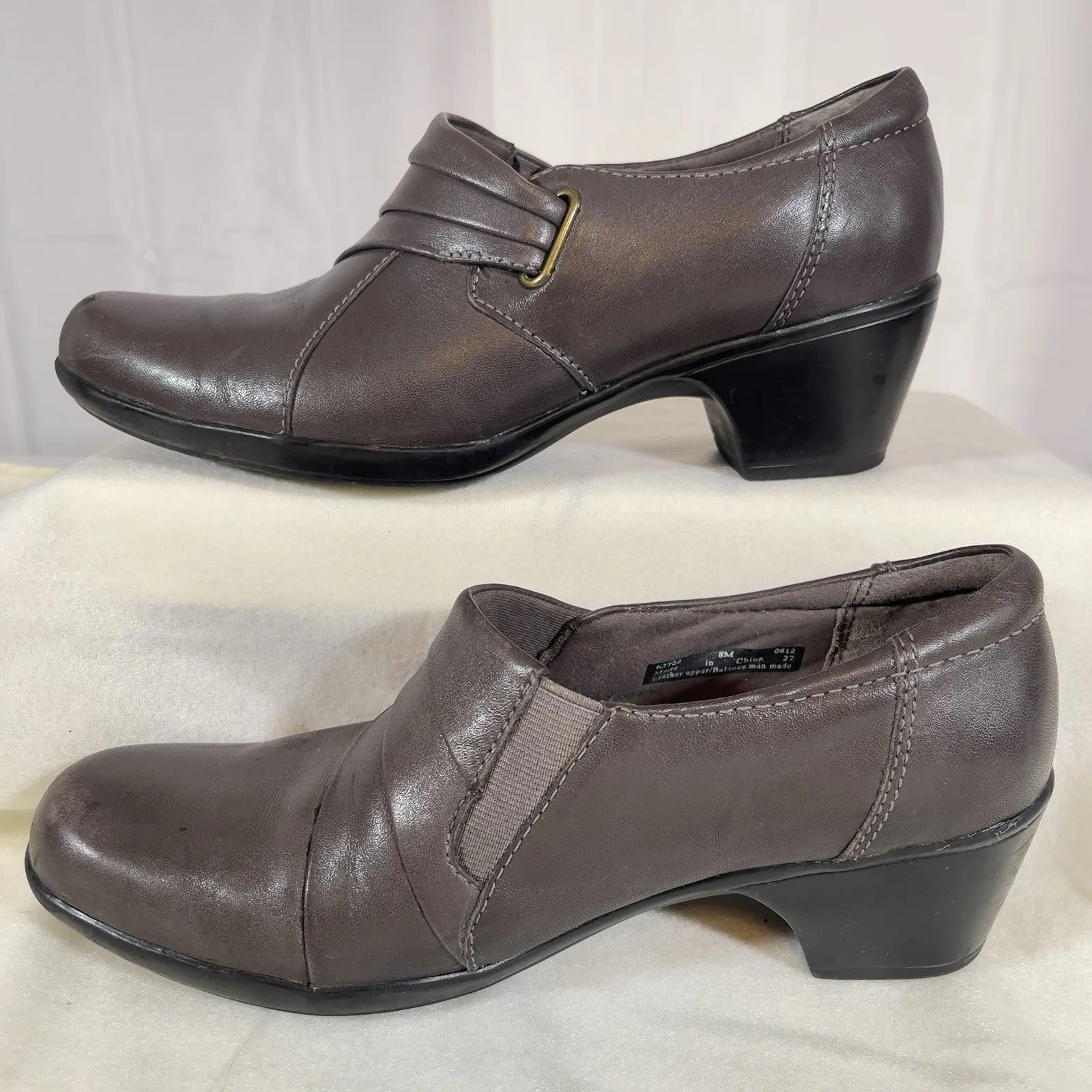 Clarks Shoes Womens 8 M Casual Pumps Heels 62722 Comfort Gray Leather Slip On - Image 2