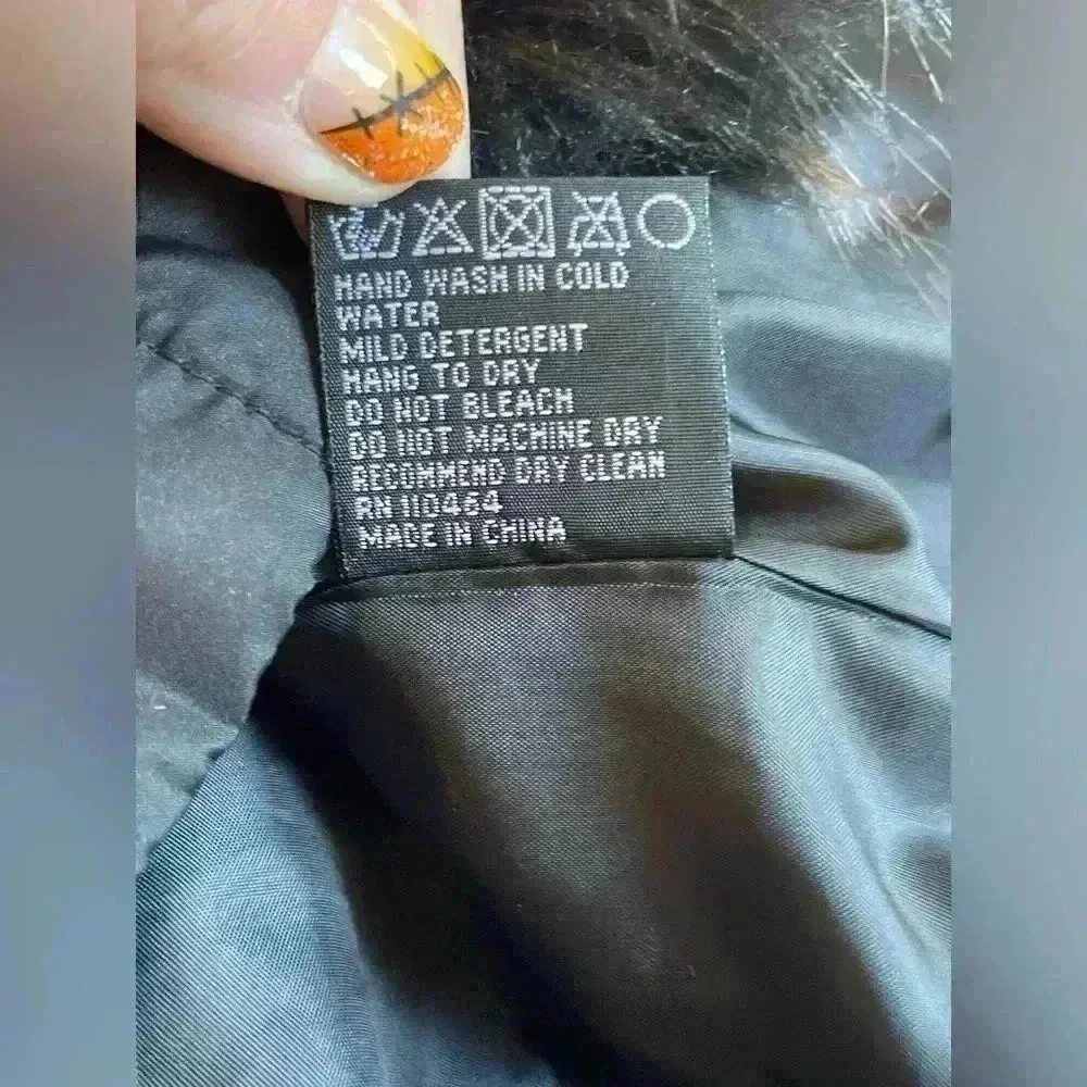 MontanaCo Faux Fur Women’s Full Zip Vest Quilted Brown Black Medium Western - Image 7