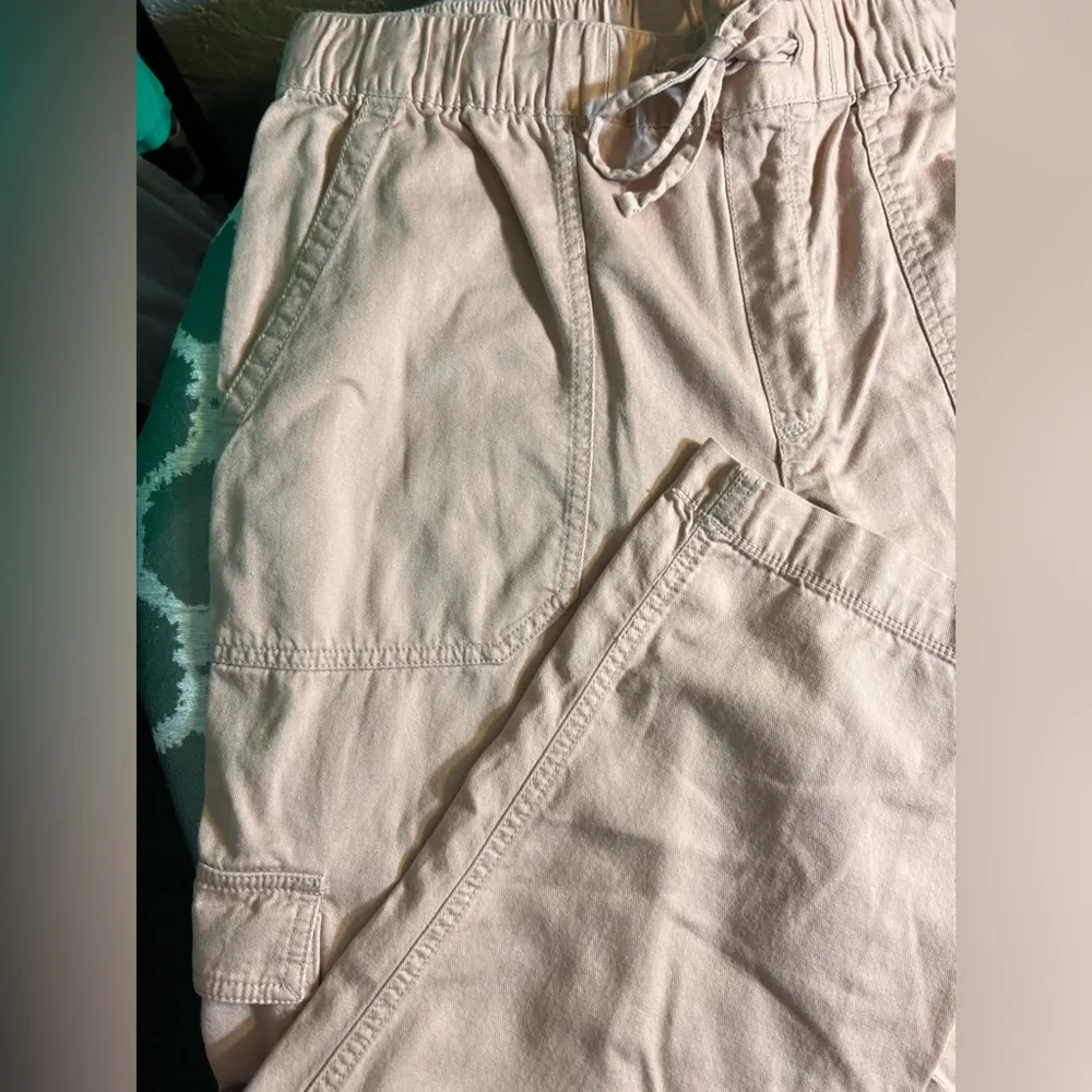 GAP Easy Pant Cargo blush pink, pockets, drawstring elastic waist, great color - Image 5