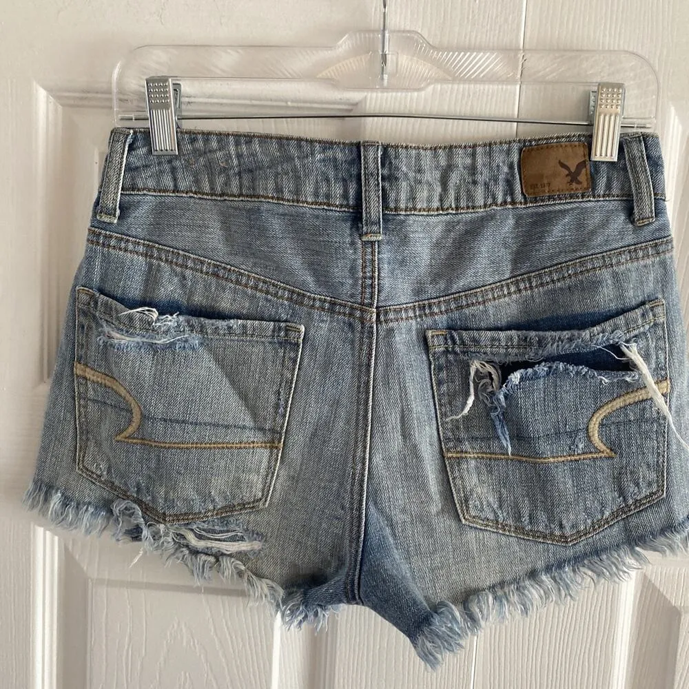 American Eagle Women's 2‎ High Rise Shortie Light Wash Denim Distressed Shorts - Image 5