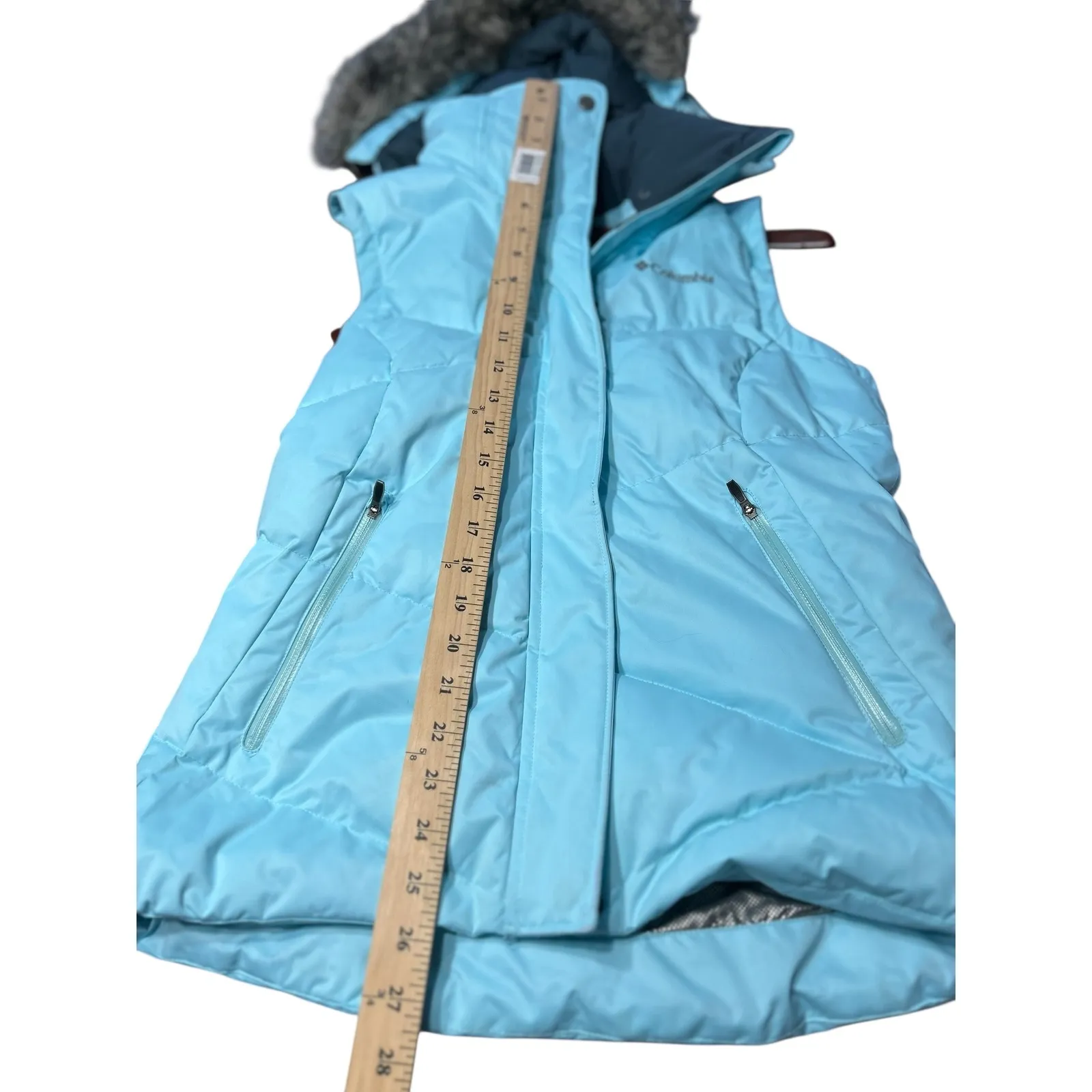 Columbia Puffer Vest Hooded Faux Fur Trim Light Blue Womens Size S like new - Image 5