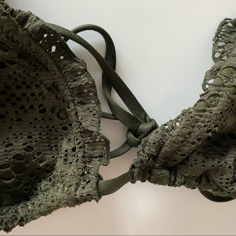 Mossimo Green Lace String Bikini Top Size Medium - Image 4