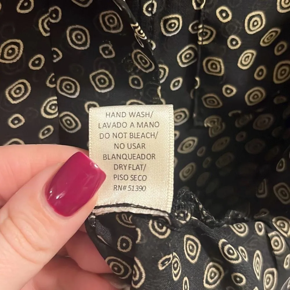 ✨Timing Black & Creme Roll Tab Long Sleeve Circles Blouse✨ - Image 8