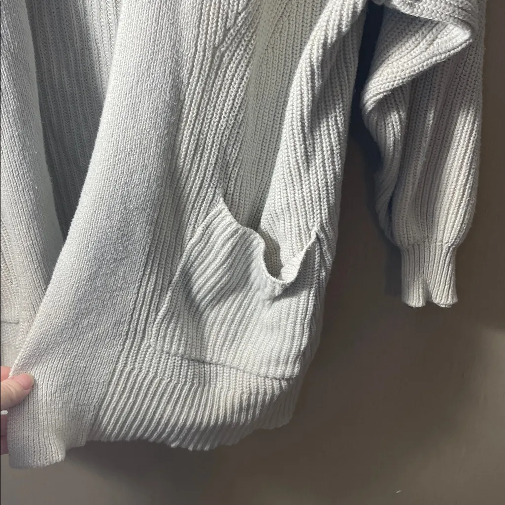 Universal Thread Cream Open-Front Cardigan pockets eyelet knit medium oversized - Image 4