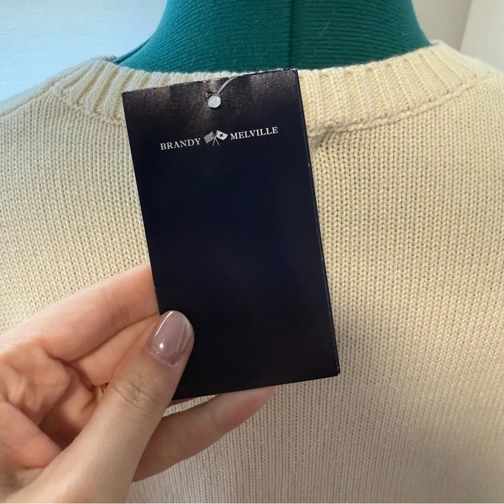 Brandy Melville NWT Cream Knit Sweater - Image 4