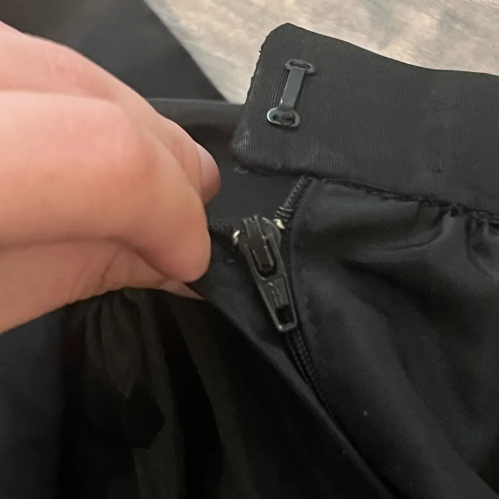 FINAL PRICE Vintage Partique New York Gown Skirt Black Size L - Image 5