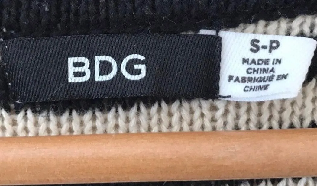 BDG Boyfriend Striped Oversized Knit V Neck Long Sweater - Image 7