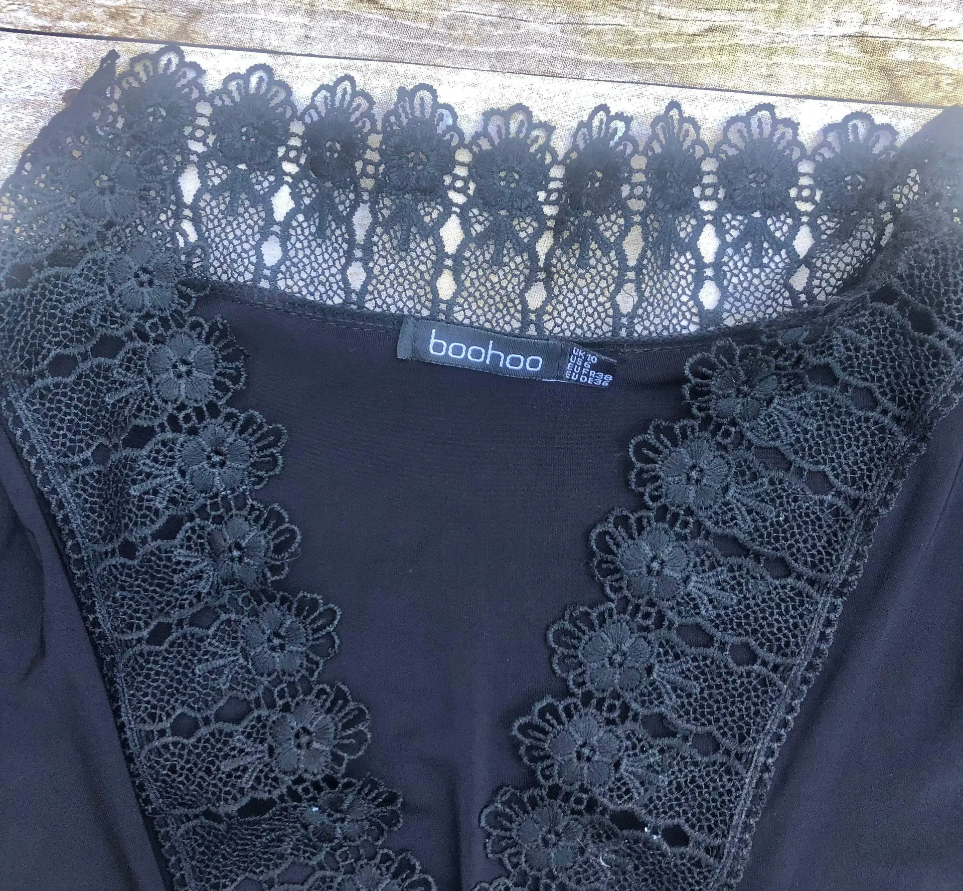 Boohoo Black Lace Stretch Romper - Image 5