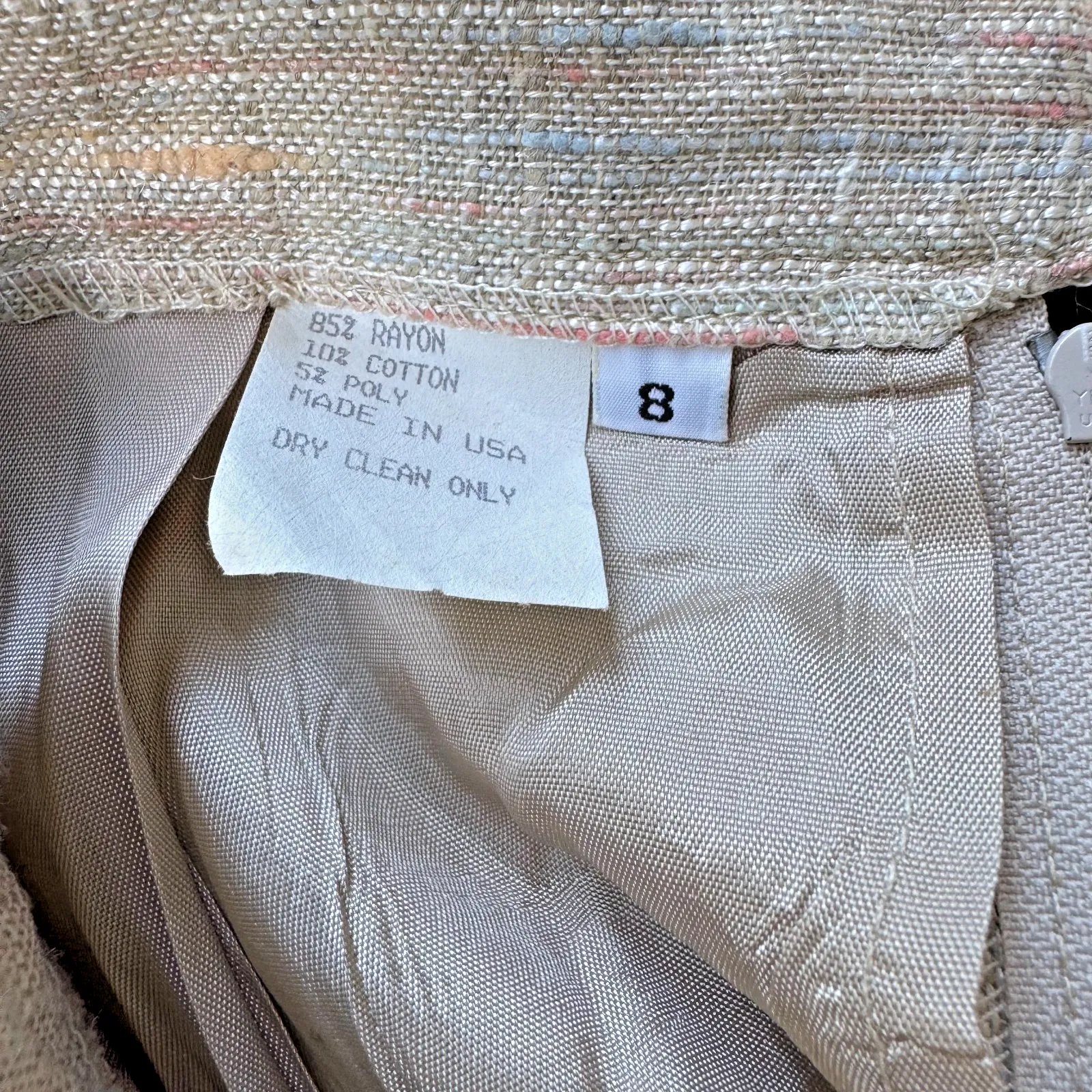 Vintage Women’s Skirt Size 8 Made in USA 26” Waist 26” Long Rayon Blend EUC - Image 6