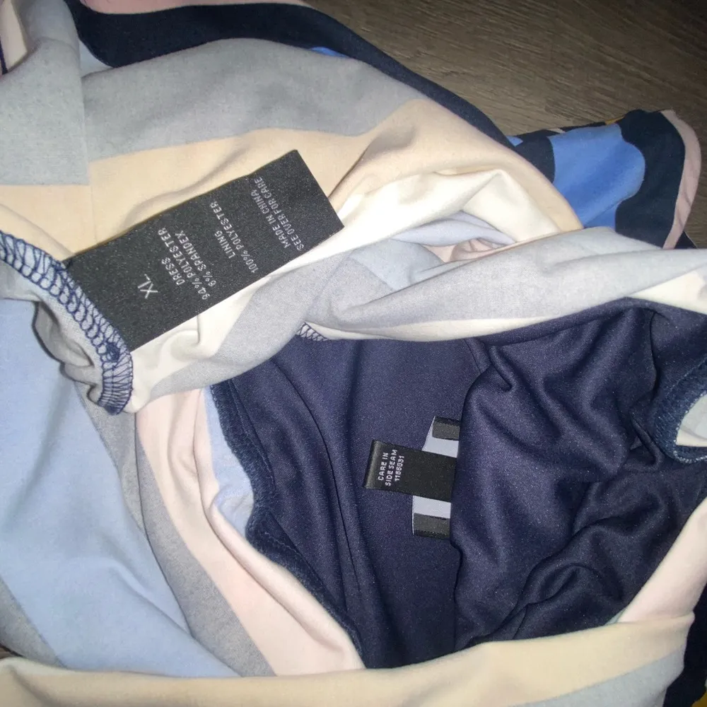 IZ Byer Halter Above The Knee Striped dress size XL (junior) - Image 6