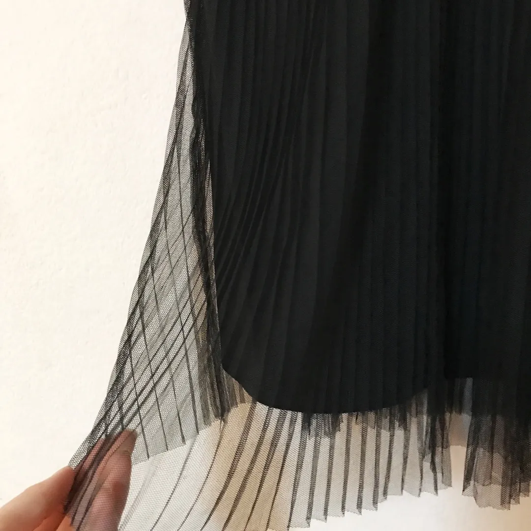 Pleated Strappy Black Formal Dress - Image 5