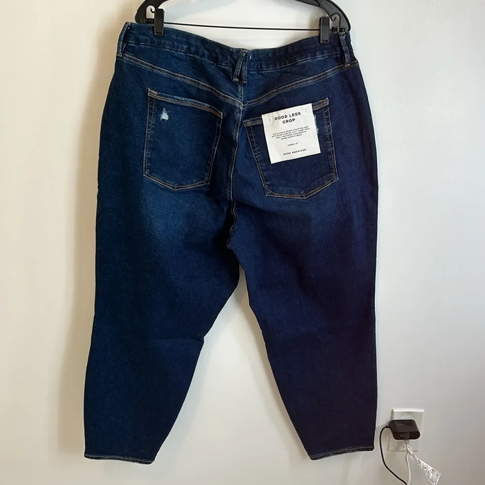 Good American Always Fits Good Legs Crop - Image 4