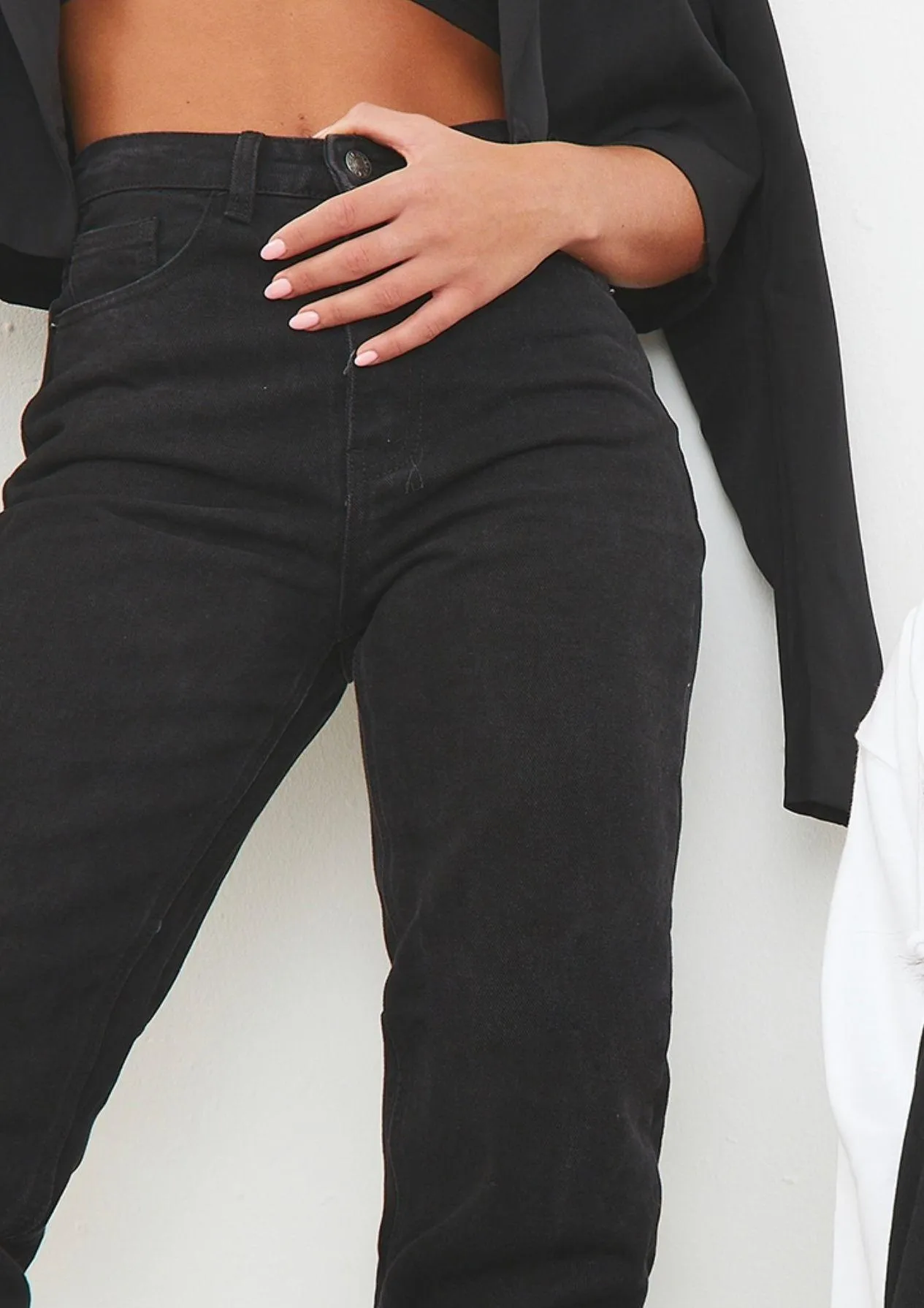 NWT | Washed out Mom Jeans - Image 3