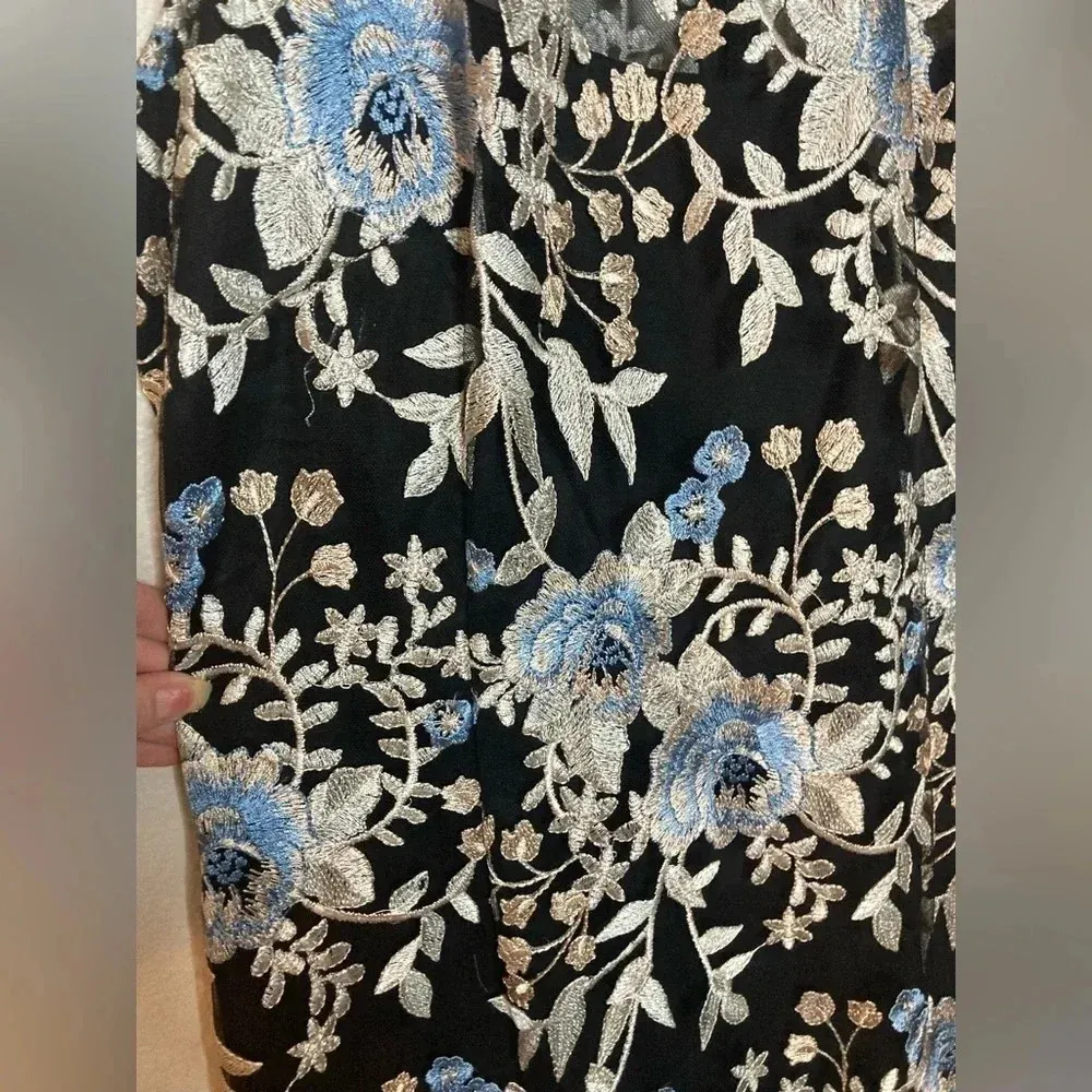 White House Black Market Embroidered Dress Size 10 - Image 5