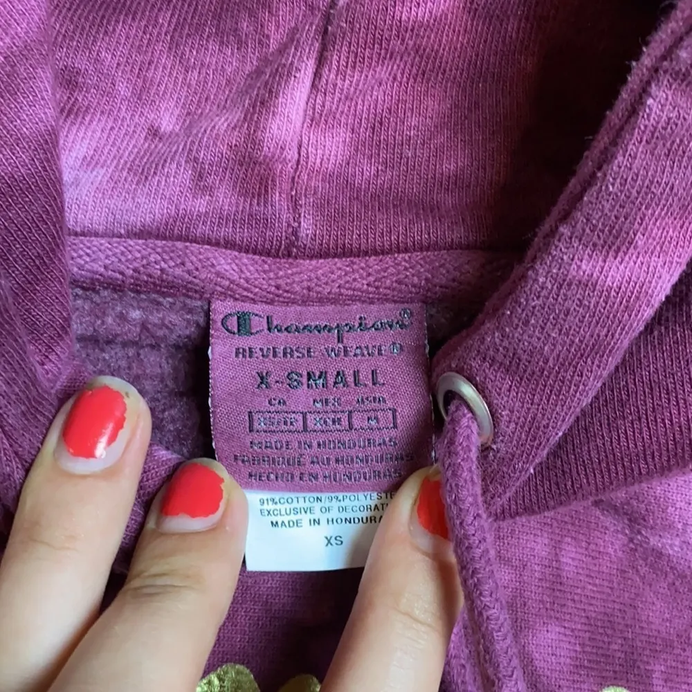 NWOT MAROON TIE DYE CHAMPION HOODIE - Image 2