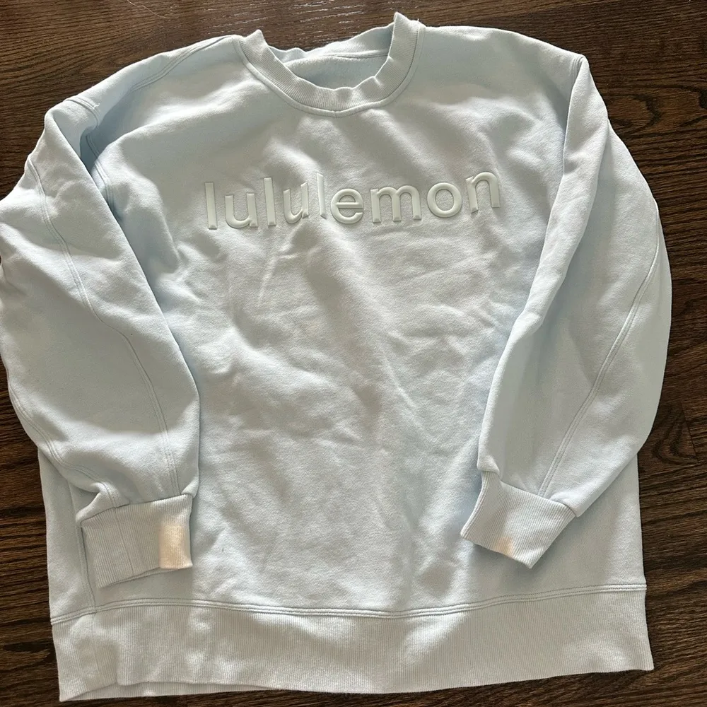 lululemon athletica Women's Light Blue Sweater - Image 2
