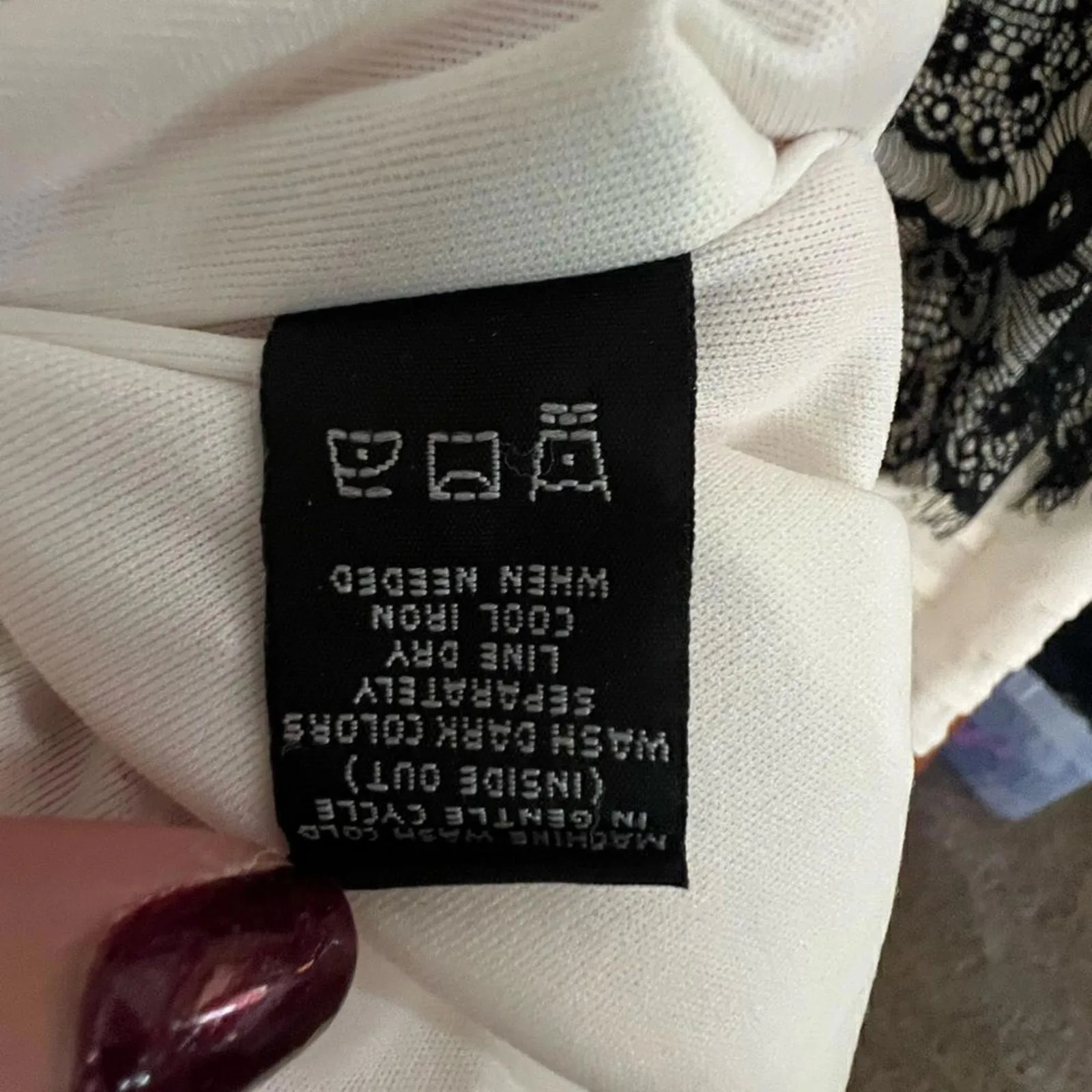 Jax black and cream banded tank dress with black lace detail size 6 - Image 9