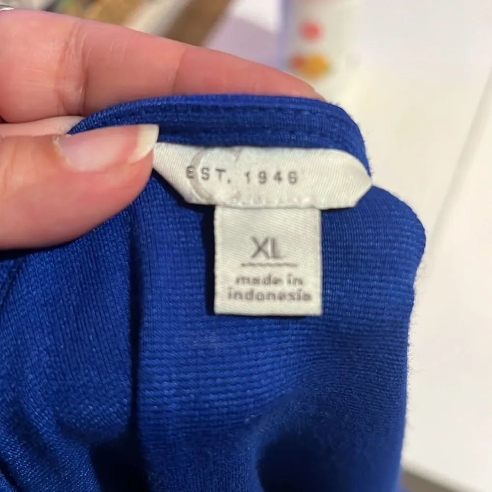 EST. 1946 women’s long sleeve tunic top Royal blue size XL - Image 7