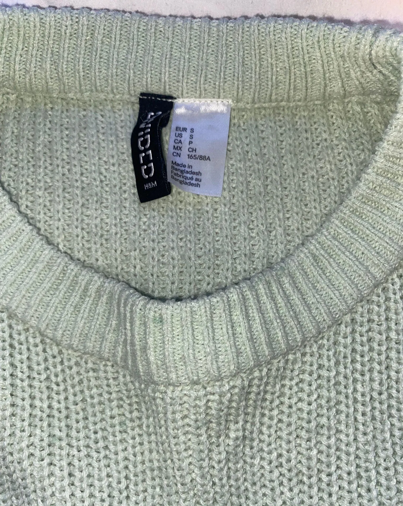 Light Green Cropped Sweater - Image 2