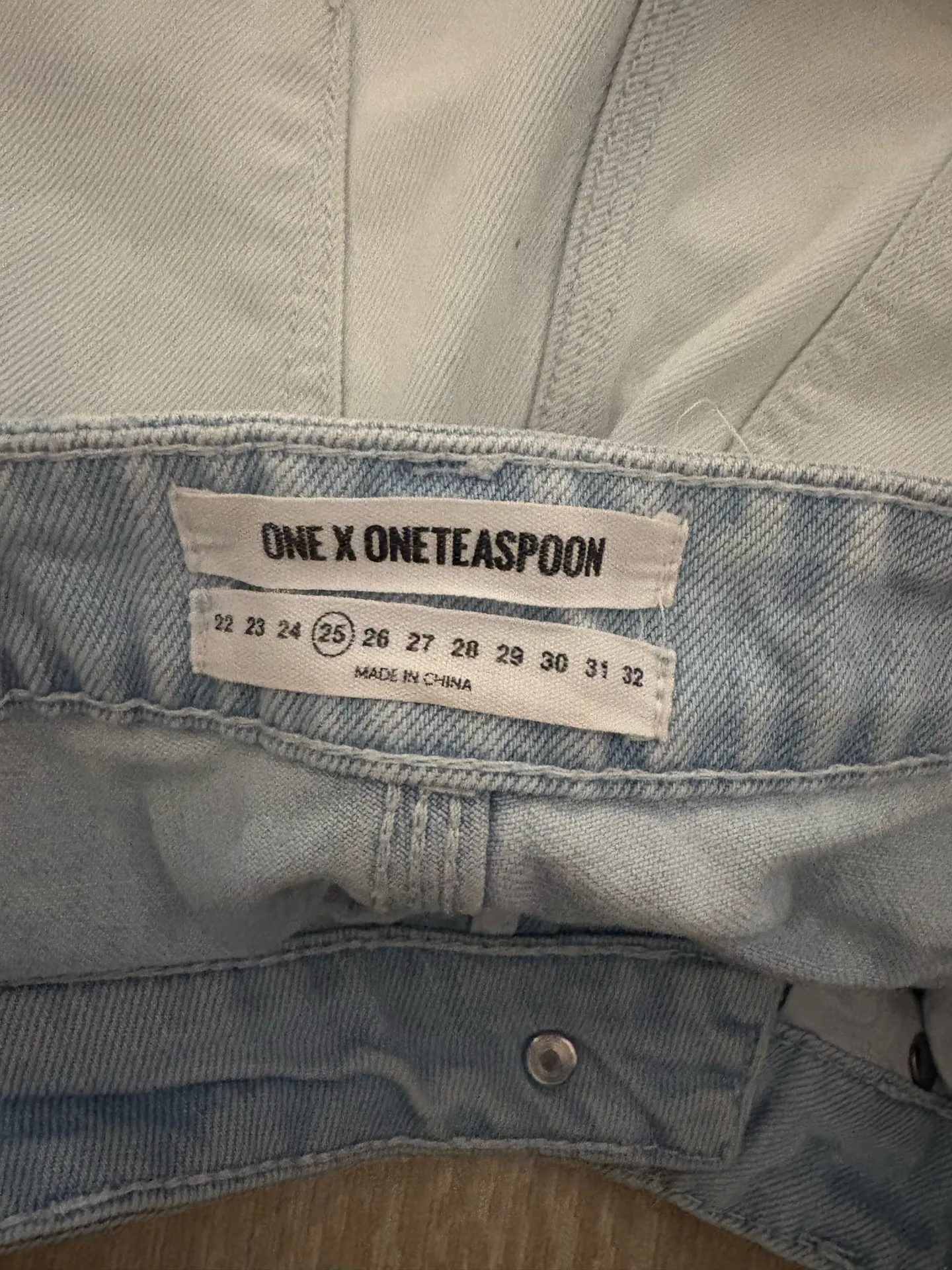 One Teaspoon Shorts Denim Bandits High-Waisted - Image 3