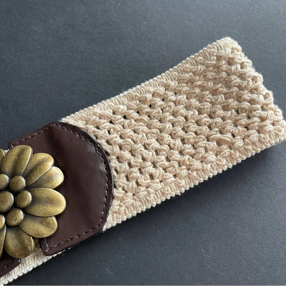 Vintage Flower Buckle Stretch Belt Sz S/M - Image 2