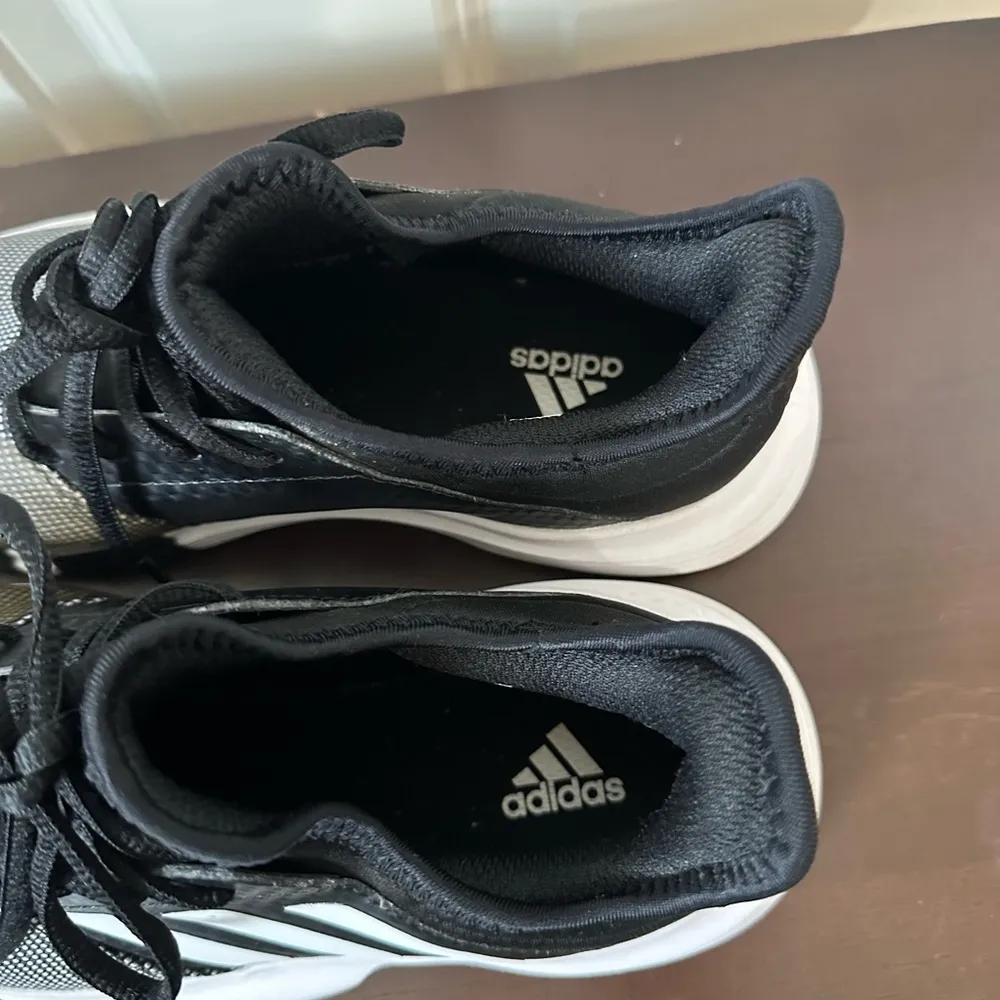 Adidas Women’s Black Size 5 Game Court Tennis Sneakers - Image 8