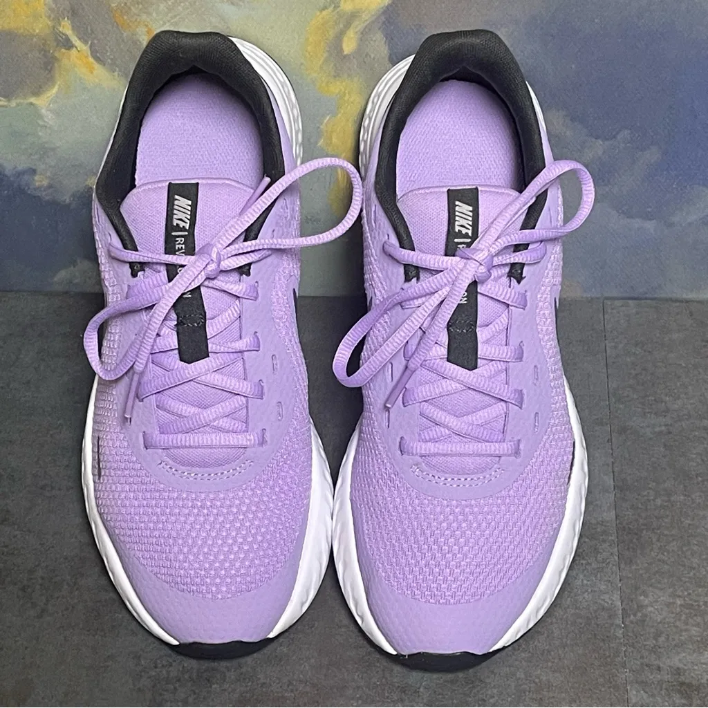 Nike Revolution 5 Women’s Lilac Running Shoes Size 8 - Image 15
