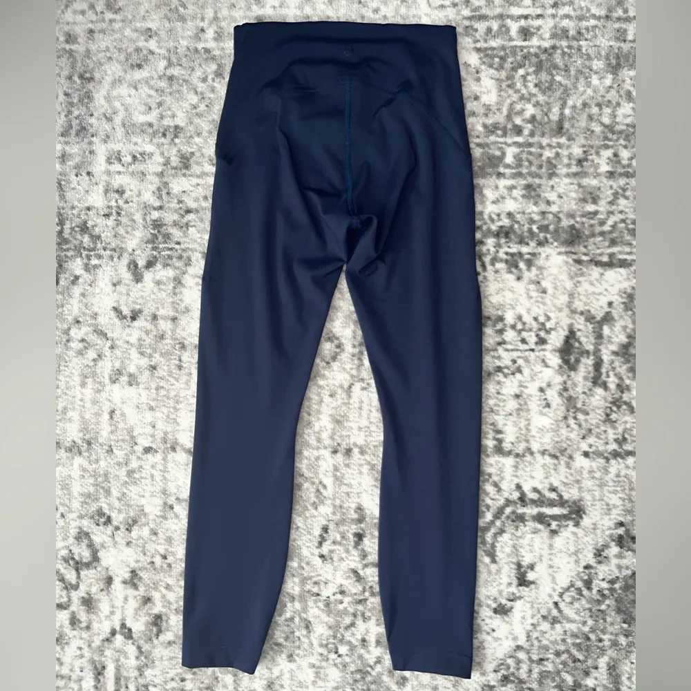 Lululemon Instill High-Rise Tight 25" - Image 4