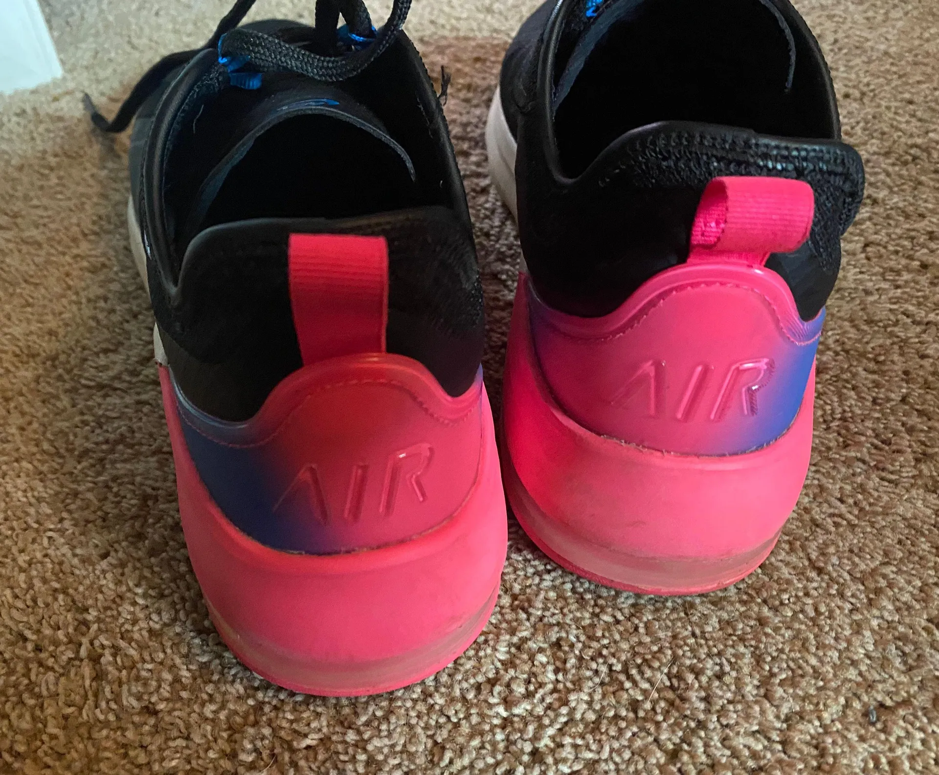 Nike Shoes - Image 3