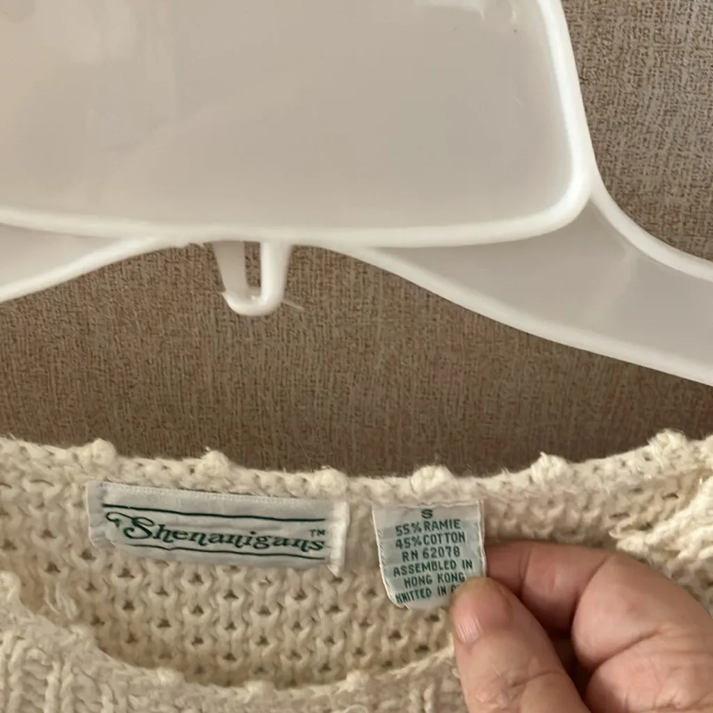 FINAL MARKDOWN White shenanigans Sweater with Floral Embroidery small - Image 3