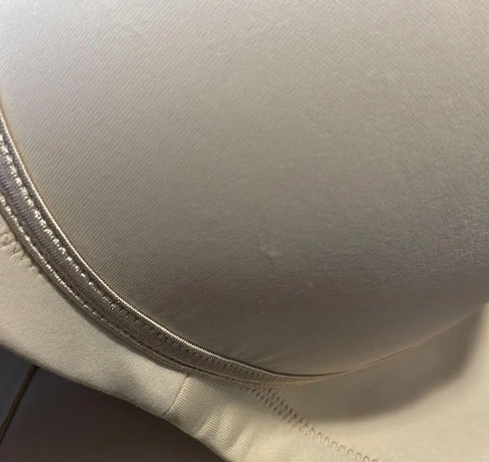 Vanity Fair bra full figure 4 way stretch damask neutral comfort intimate Sz 44D - Image 6