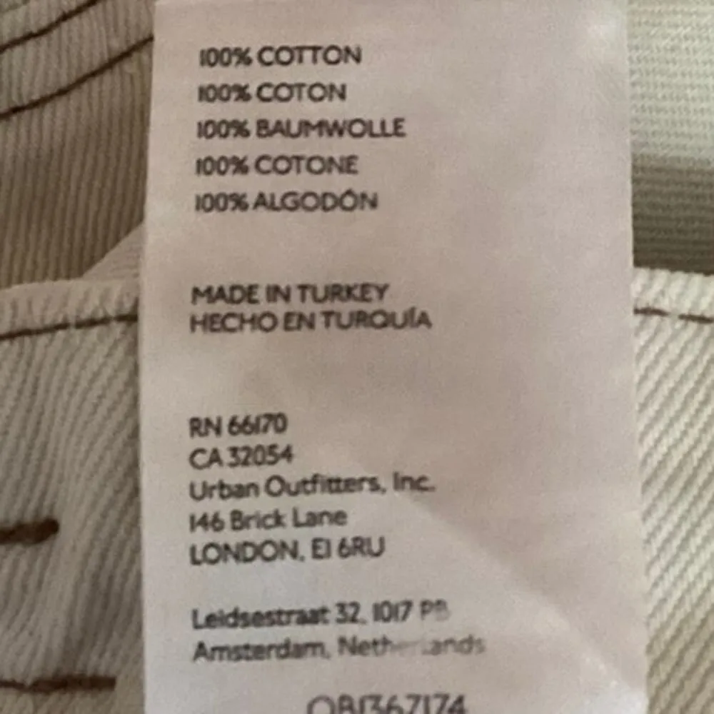 Urban Outfitters BDG Women's White High Rise Relaxed Straight Leg Cargo Pant 28 - Image 5